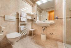 Badezimmer 452